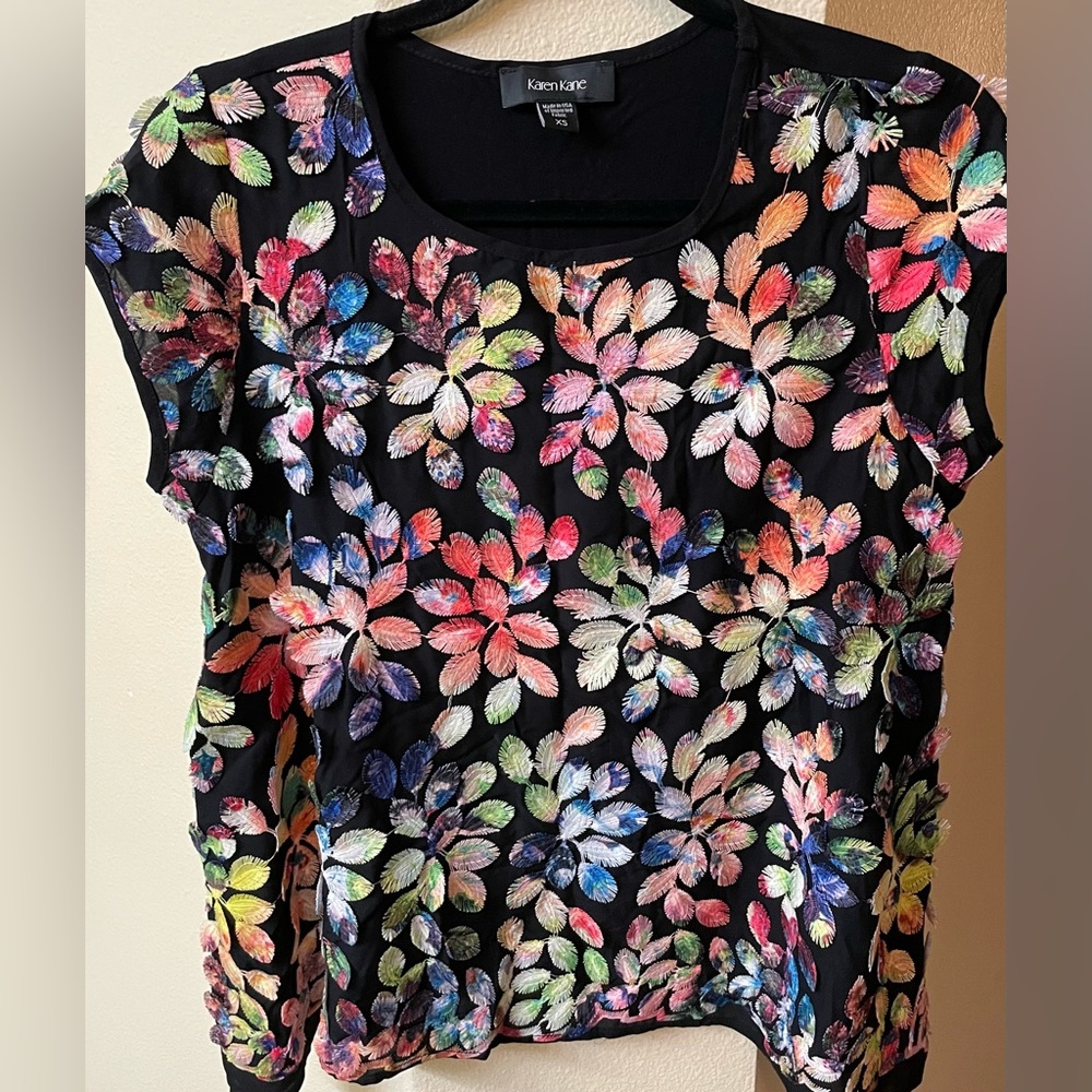 Karen Kane top